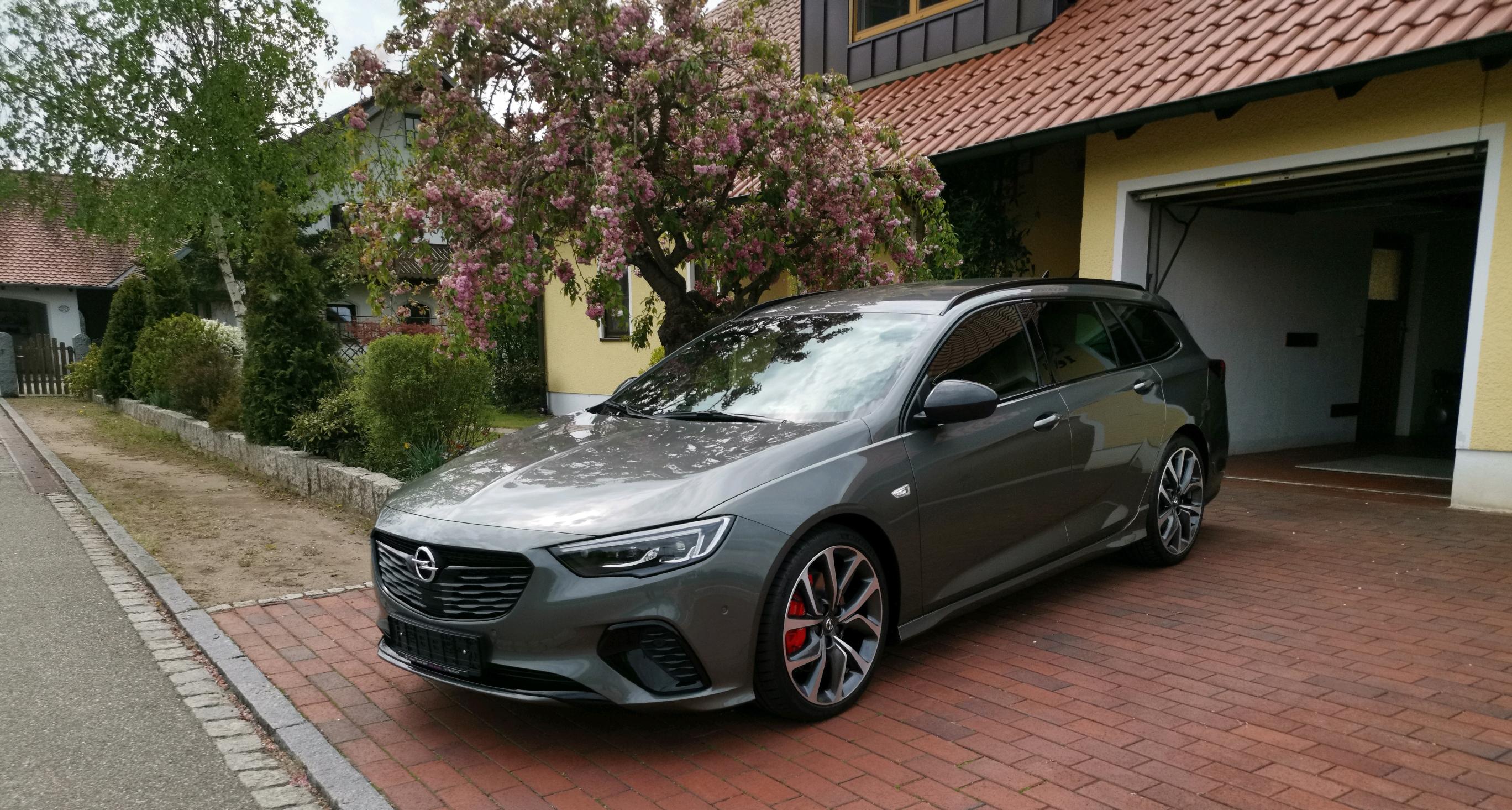 Insignia ST GSI